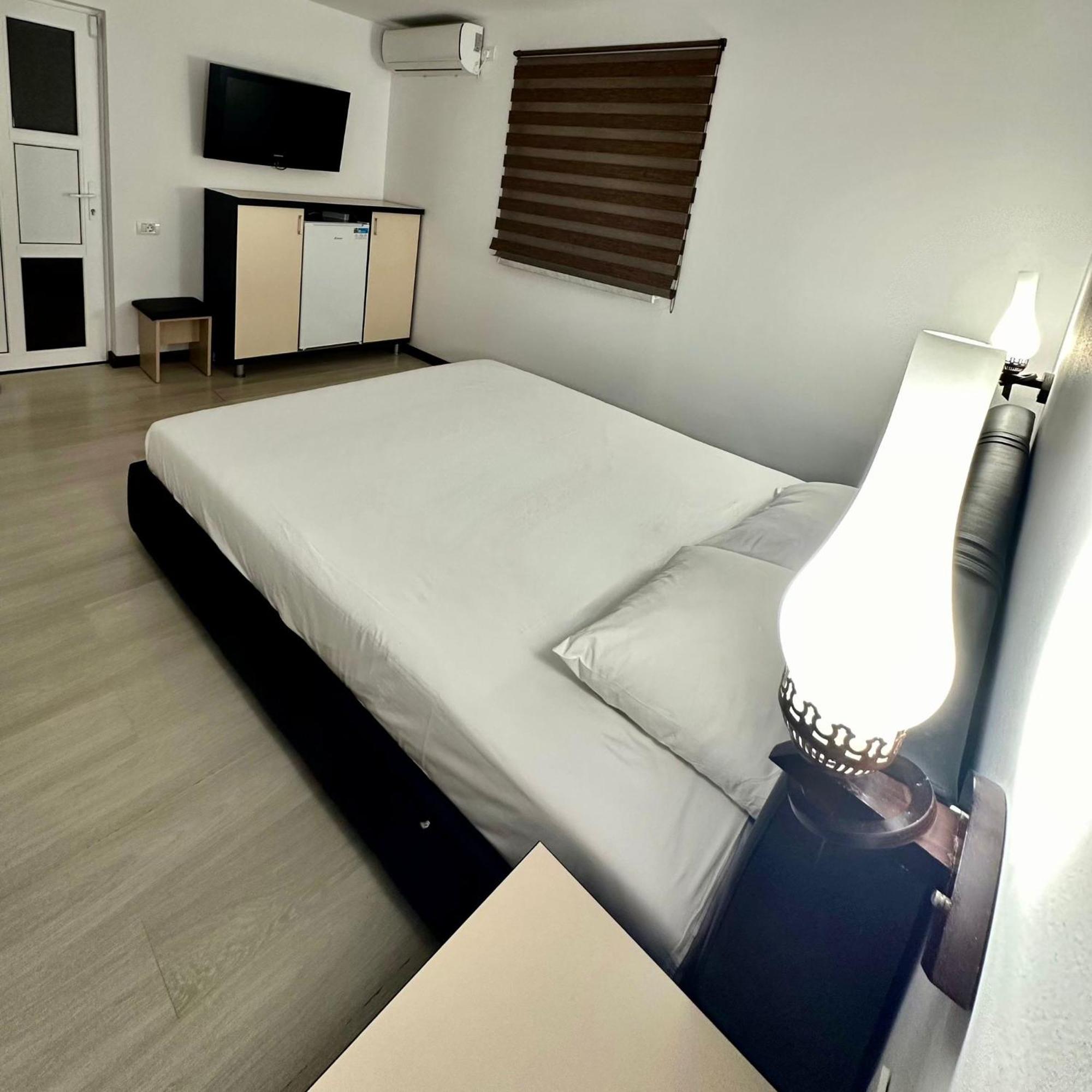 Vila Carmen Vama Veche Esterno foto